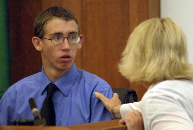 Williams children told to keep quiet on spankings, son says